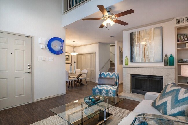 Photo - Lakewood on the Trail