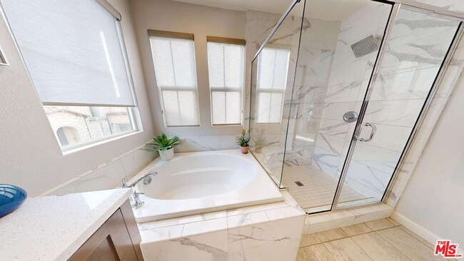 Building Photo - 20607 W Chestnut Cir