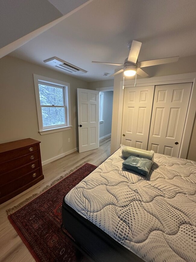 Photo - 1 Bedroom Furnished Apartment in Rindge Unit 1