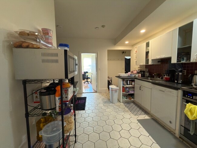 Photo - 56 Park Vale Ave Unidad 9