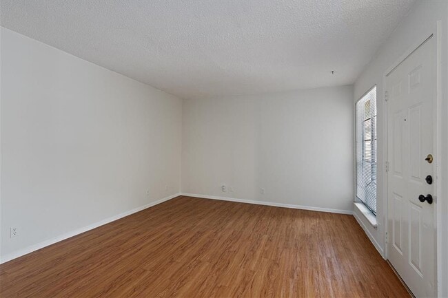 Photo - 3426 Willowrun Dr