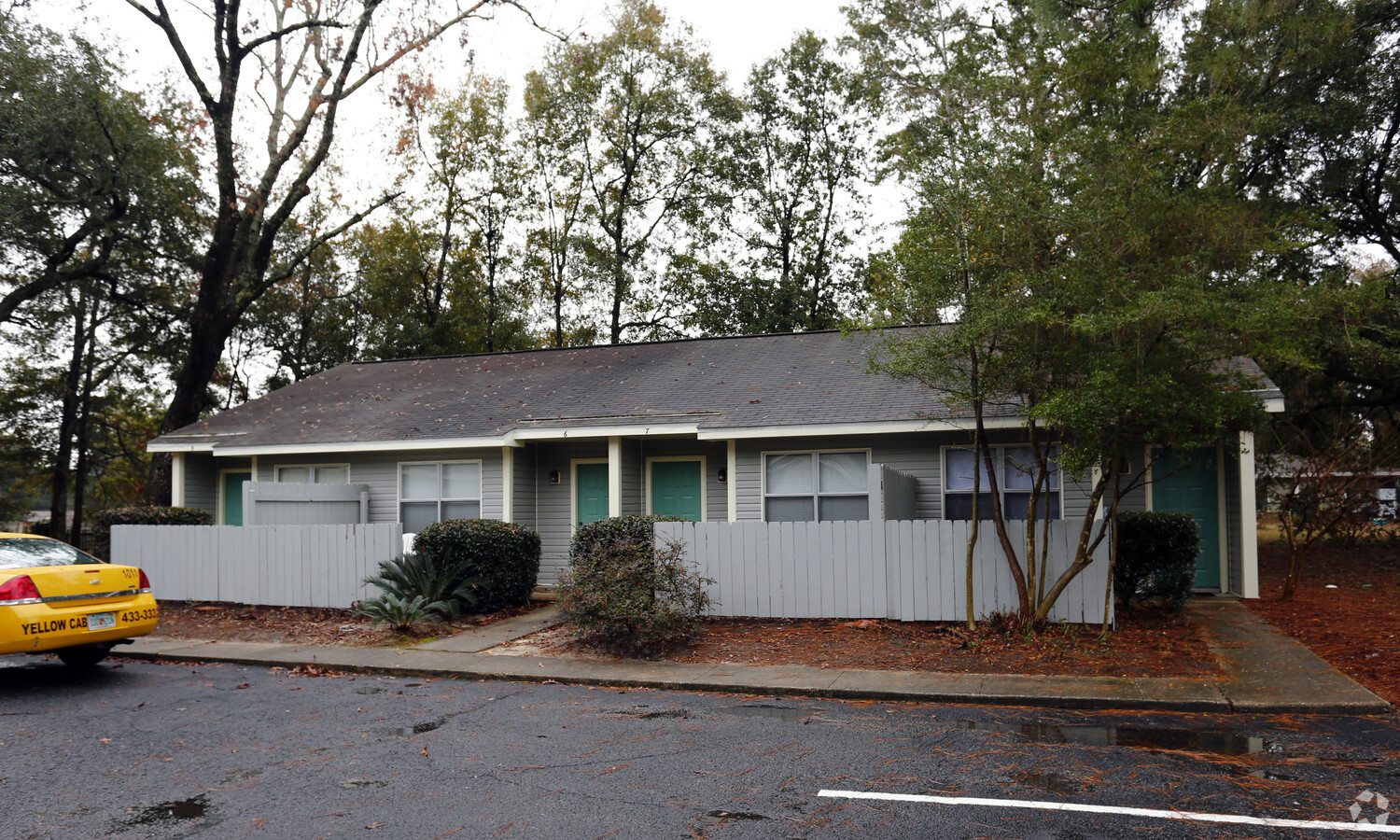 Regency Oaks Apartments - Regency Oaks Apartments