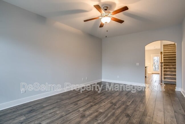 Photo - 5054 Gracious Dr