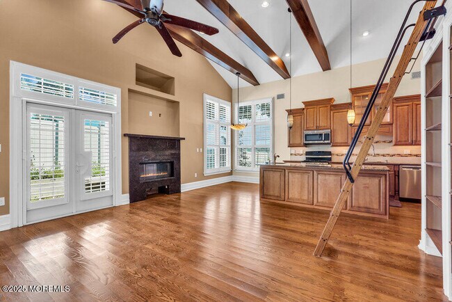 Photo - 8 Central Ave