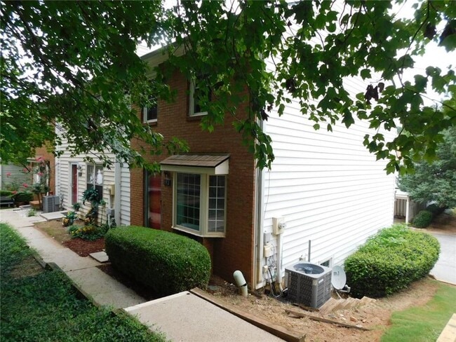 Photo - 192 High Creek Dr