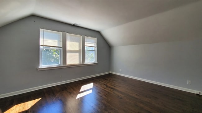 Photo - 3414 N Seeley Ave Unit 3