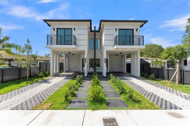 Building Photo - 1818 NW 49th St