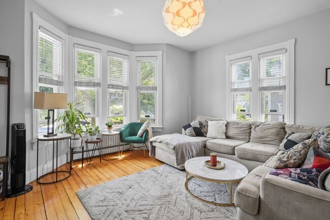 Photo - 74 Woodbine St Unit 74 Woodbine Street,  1