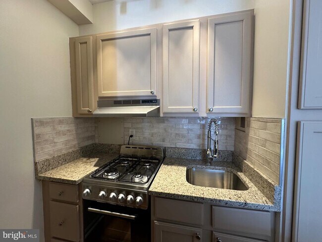 Photo - 2101 Chestnut St Unidad 811