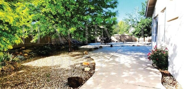 Photo - Beautiful 3 bedroom 2 bath plus 2 car garage in Damonte Ranch with New Carpet & Paint
