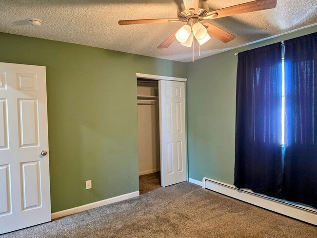 Photo - 486 Tracy Dr