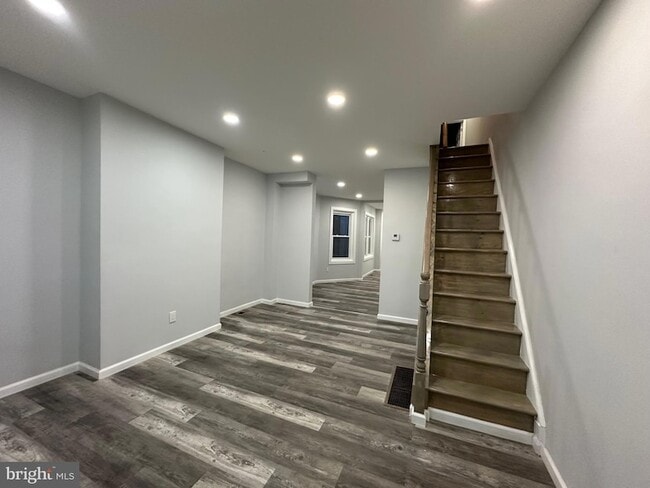 Building Photo - 1141 Herbert St