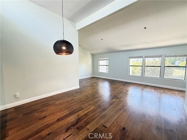 Photo - 260 Cagney Ln Unidad 317