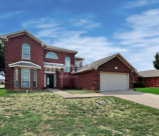 Photo - 1801 Wolf Creek Dr House