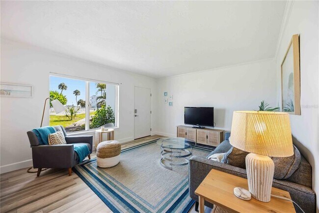 Photo - 765 John Ringling Blvd Unit 5