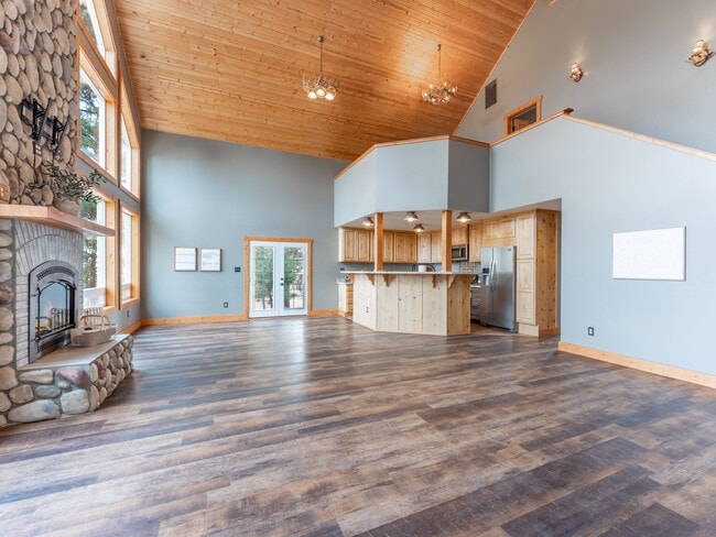 Photo - 117 Hummingbird Rd