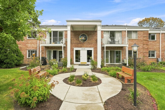 Building Photo - 5115 Blodgett Ave