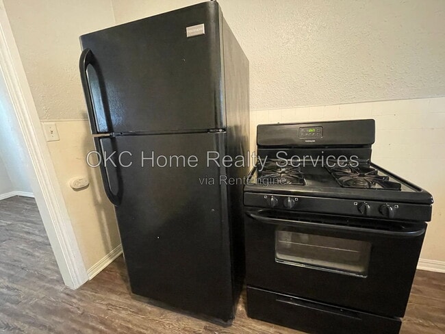 Photo - 3509 S Blackwelder Ave