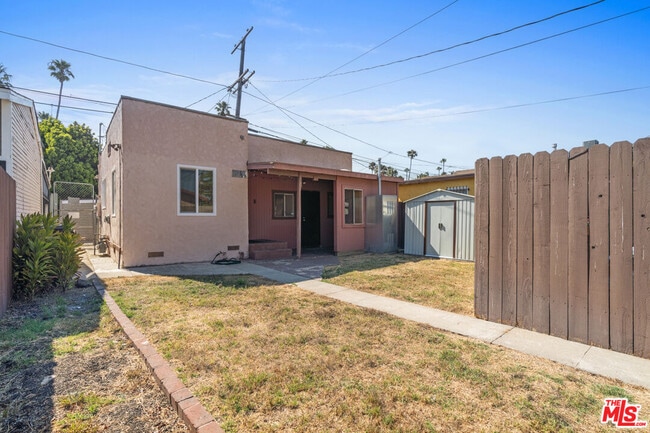 Photo - 932 1/2 California Ave