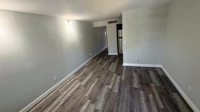 Photo - 1279 Santa Rosa St