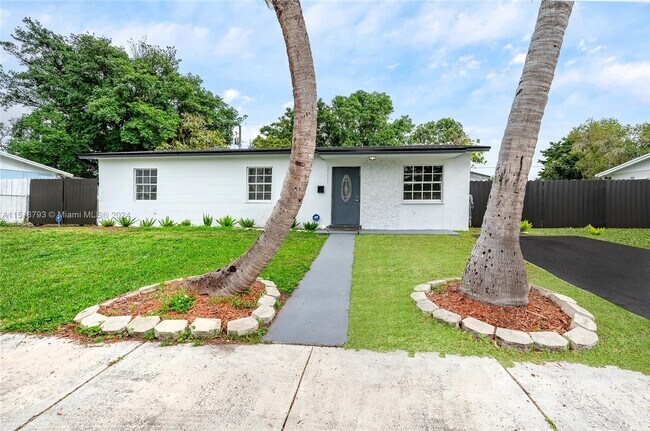 Photo - 21411 SW 102nd Ave House