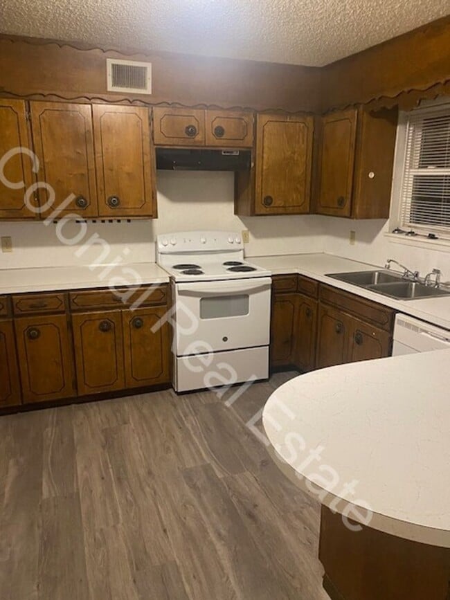 Photo - Cozy 3 Bedroom 2 Bath home