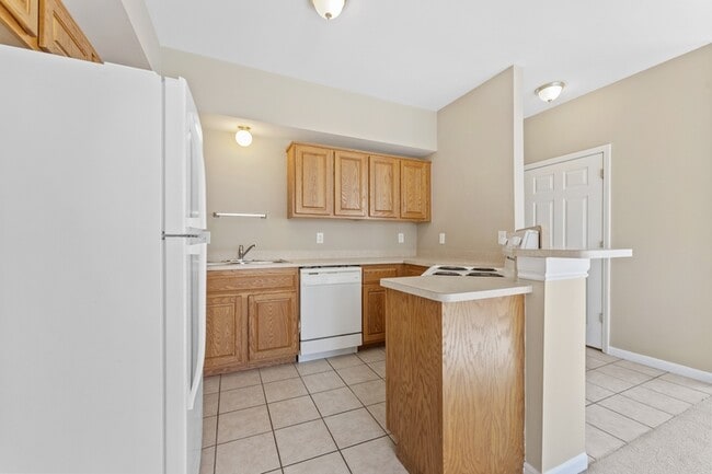 Photo - Towne Center Flats - 45514 Revere Dr.