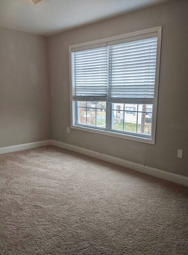 Photo - 254 Upland Ave