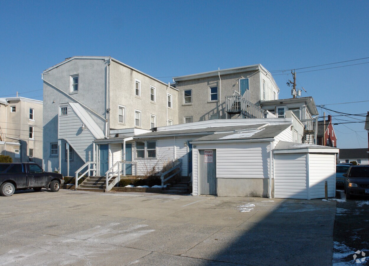 Photo - Park Lane Apartments