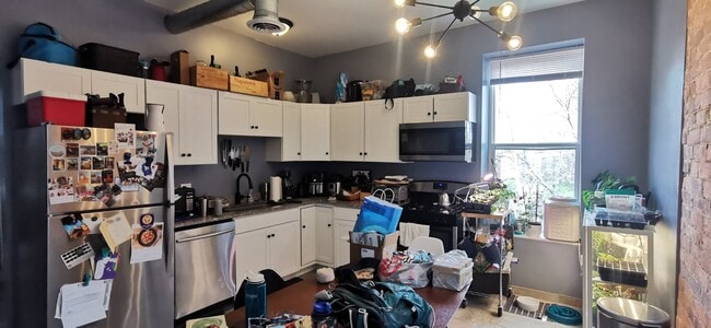 Photo - 844 Oak St Unit 1