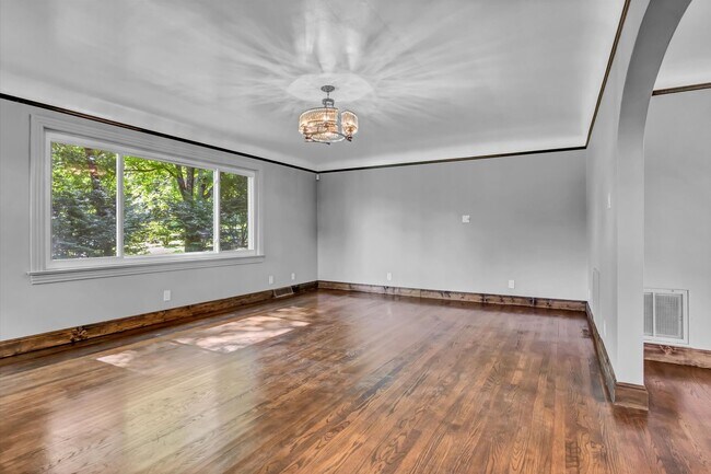 Photo - Knoxville 37914 - 3-bedroom, 3-bath home with a finished basement - Contact Chad Weeks (865) 567-...
