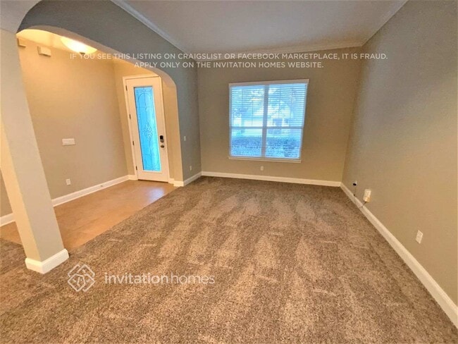 Photo - 133 W Village Dr