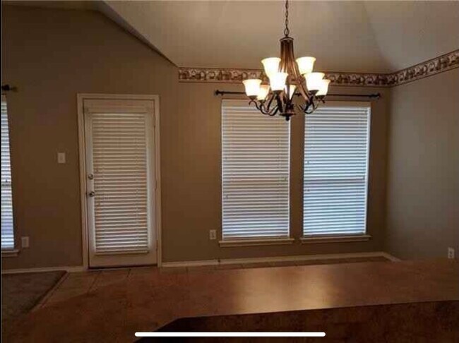 Photo - 292 Beech Dr