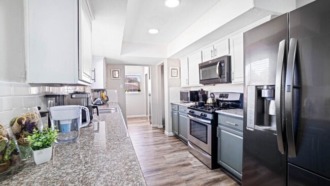 Photo - 1208 Spring Creek Pkwy House