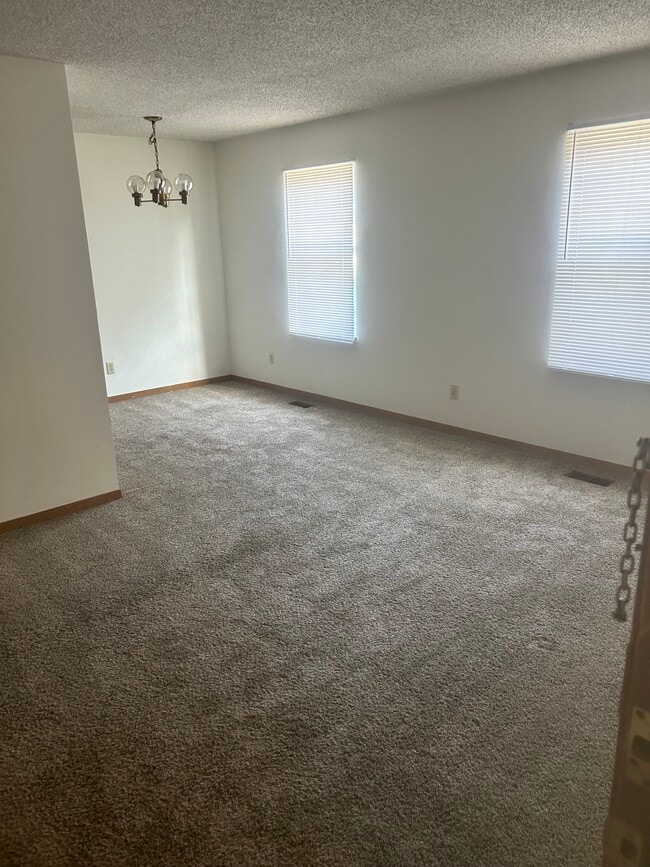 Photo - 110 Daleview Dr
