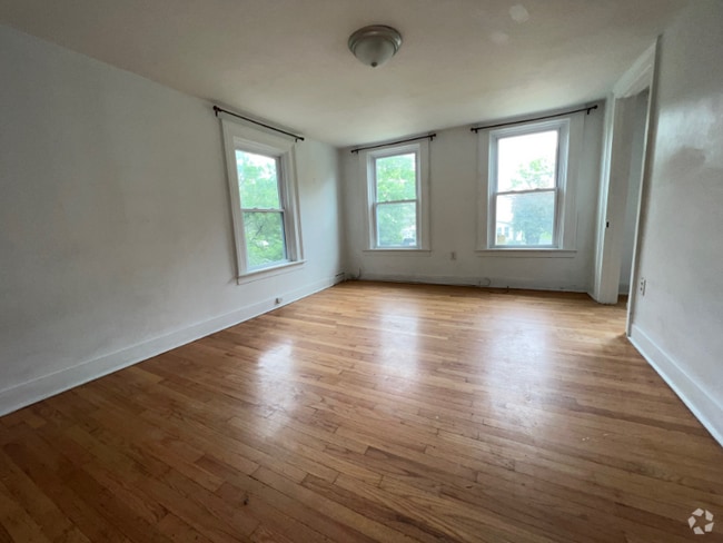 Building Photo - 1411 Dunnsville Rd Rental