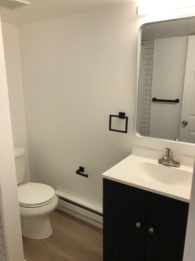 125 Lockart Plaza Unit Basement