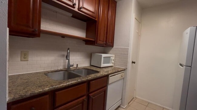 Photo - 7900 N Stadium Dr Unit 84