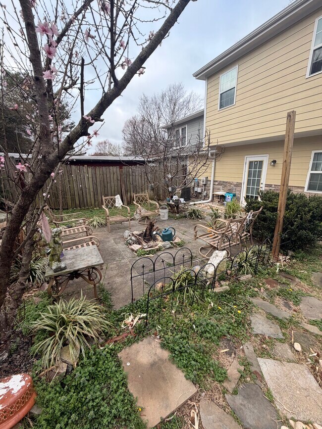 Photo - 3714 Pine Knoll Dr