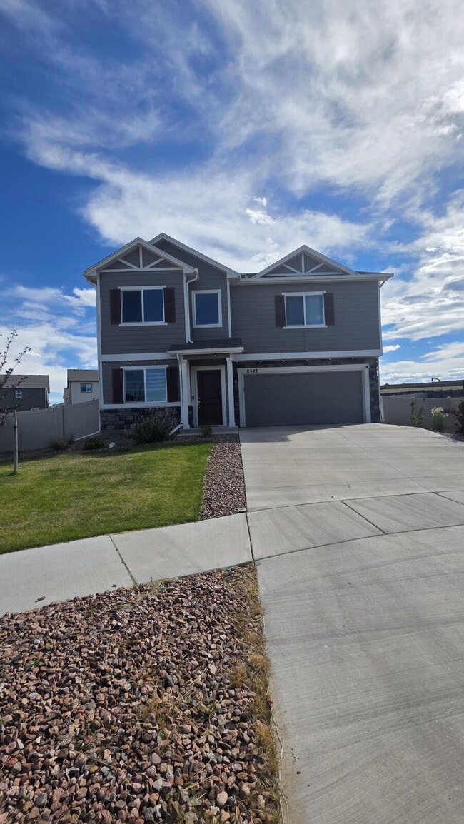 Building Photo - Beautiful 4BR 2.5 bath Home in Bradley Heights near Military bases