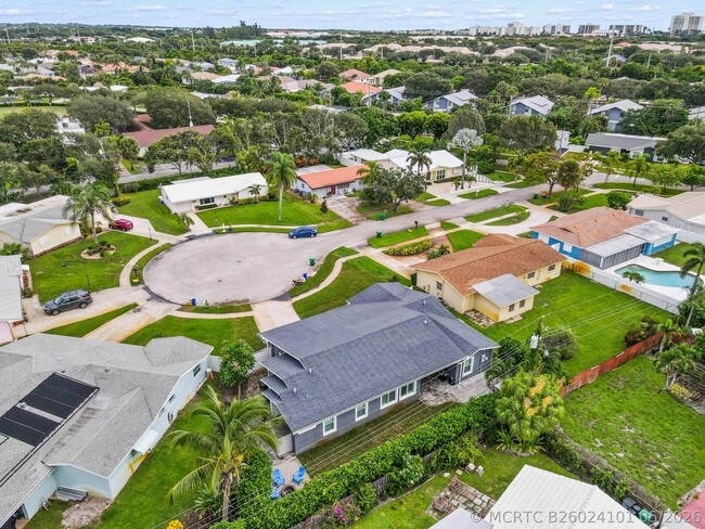 68 Azalea Cir