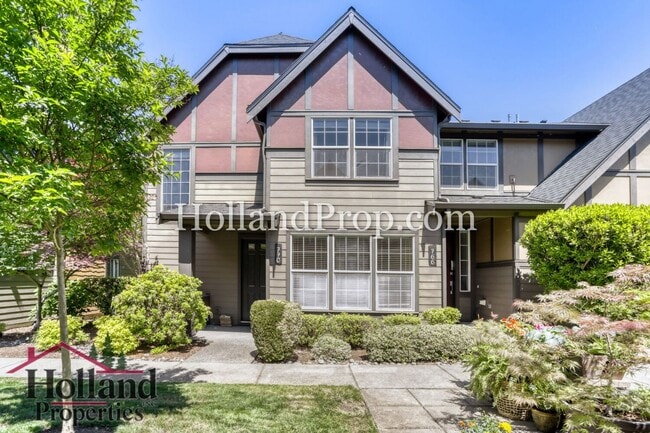 Photo - Comfortable & Convenient Hillsboro Living!