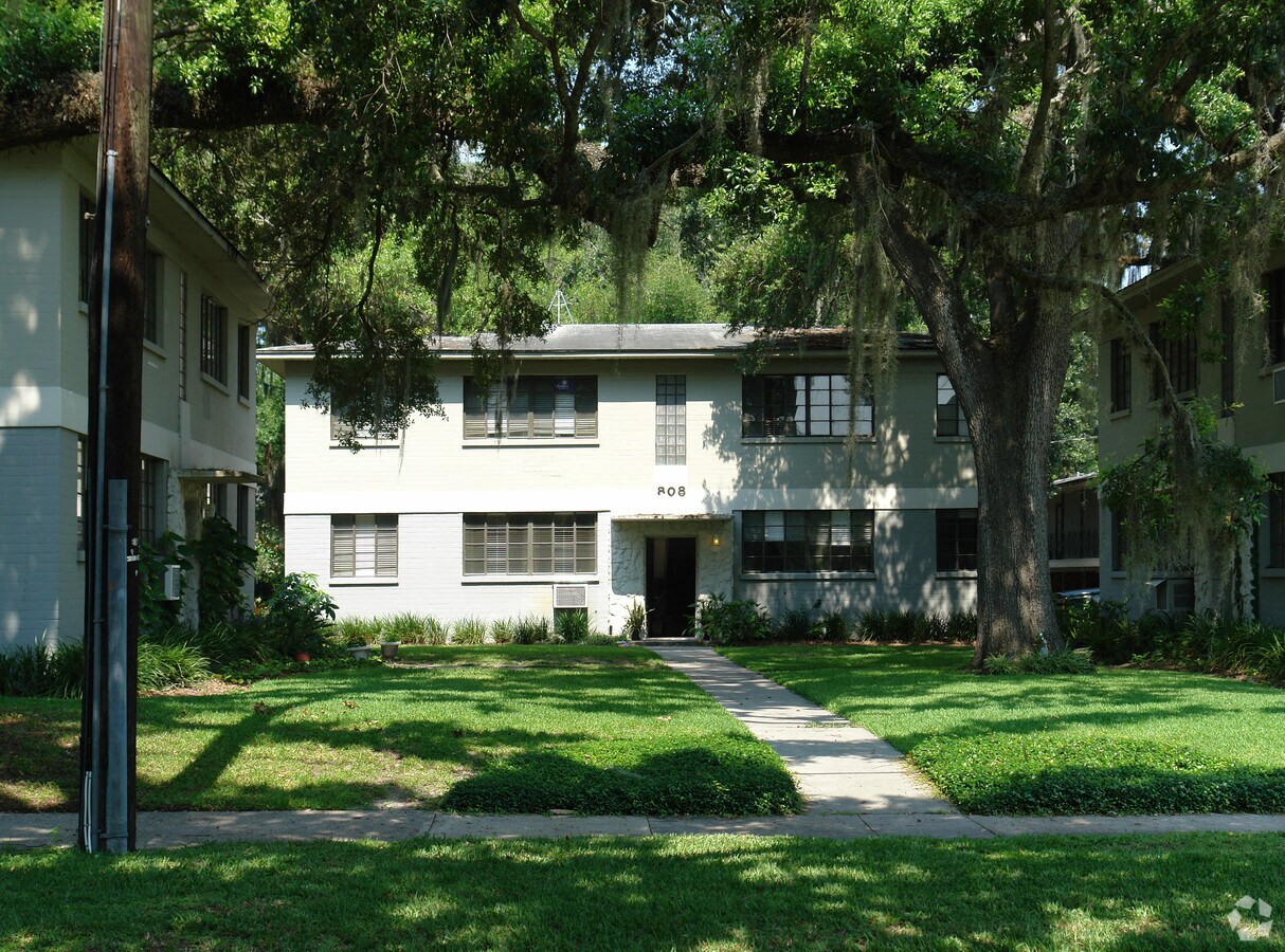Fleetwood - Fleetwood Apartments