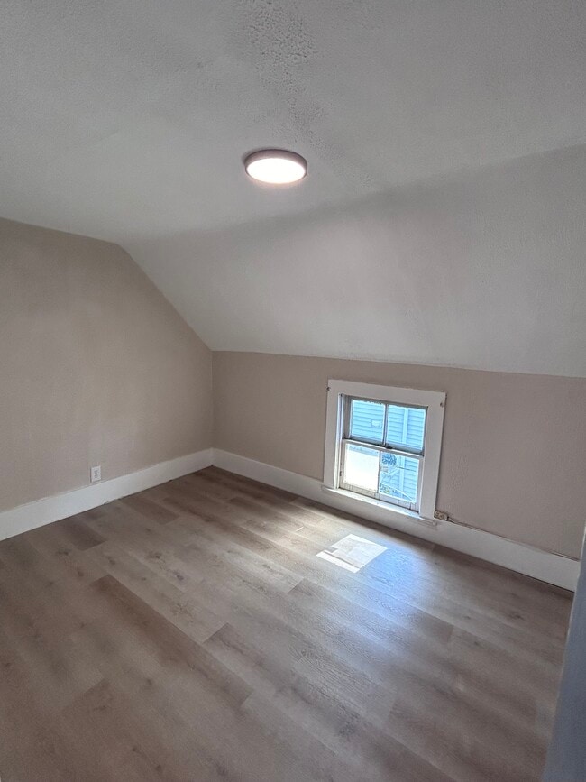 Photo - 819 W 27th St Unit 819 West 27th