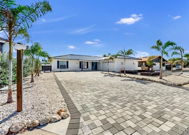 Photo - 6515 Santiago Ct