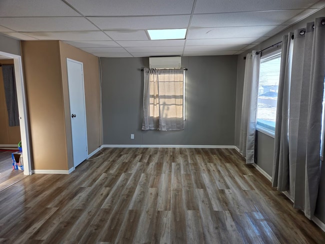 Photo - 1331 W 22nd St