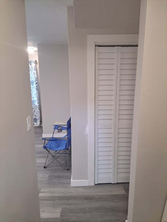 8315 S Central Ave Unit 1