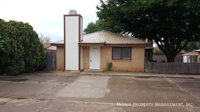 Photo - 8208 Vernon Ave Unidad B