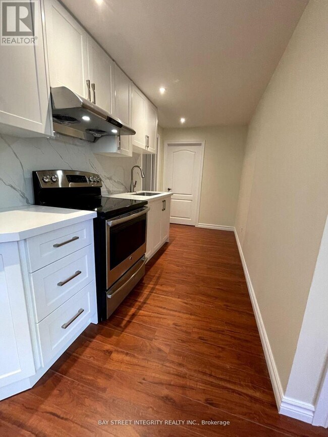 Photo - 320 Drewry Ave