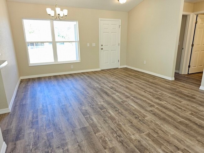 Photo - 15018 SW 48th Ave